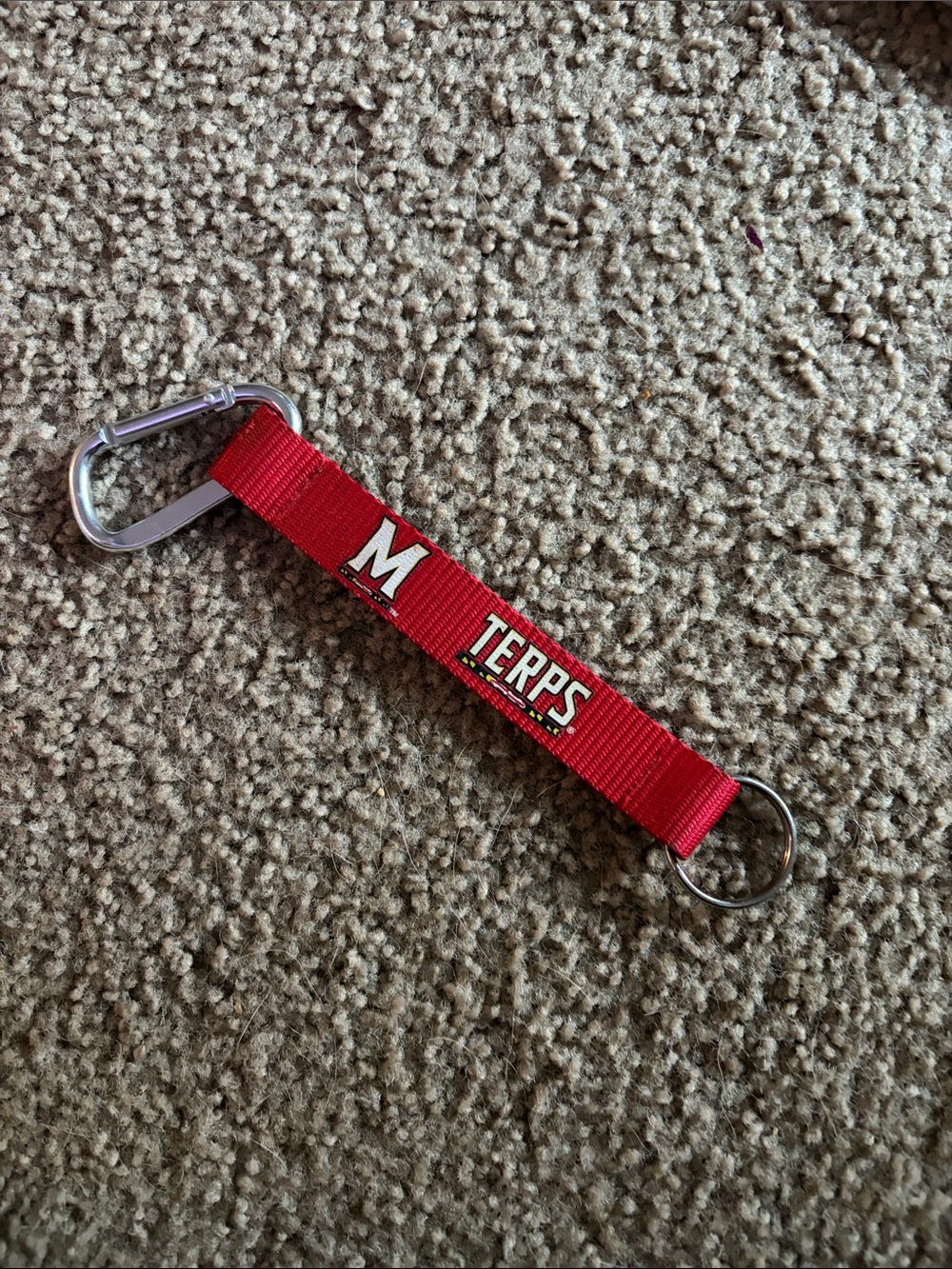 Maryland Terps Red Keychain Strap with Carabiner